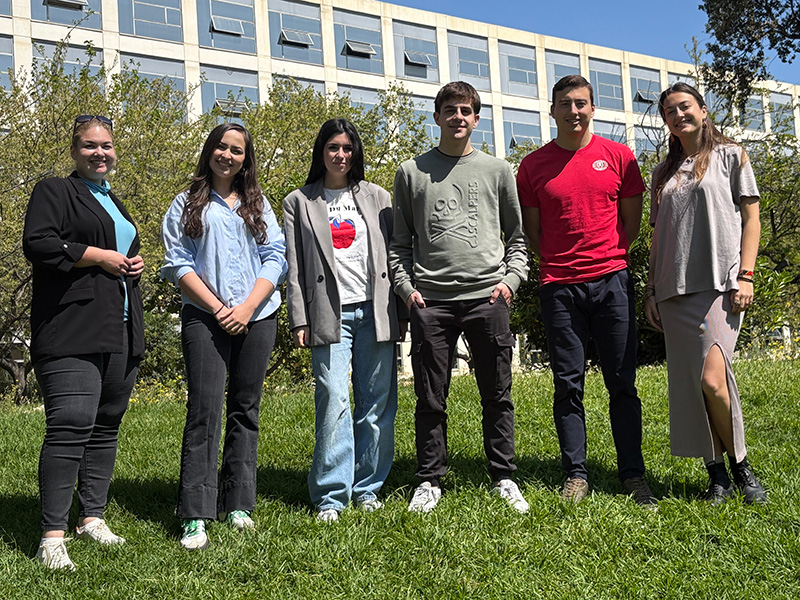 De izquierda a derecha: Elena de la Poza, Mª Loreto Fenollosa e Isabel Barrachina, miembros de INECO